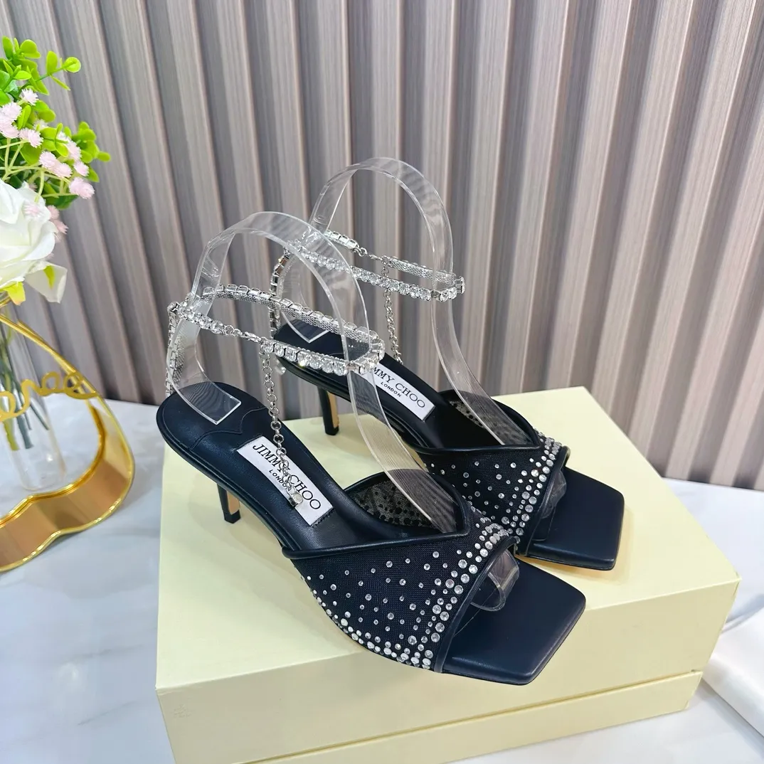 👟👟Ex-factory price 660👟👟 JIMMY CHOO (Jimmy CHOO) 💝💝💝 is a very comprehensive noble fashion lifestyle brand, with a series of women's high-heeled, medium-heeled, flat-heeled sandals with the same strap from major fashion bloggers and celebrities in Hong Kong and the United States.  The Australian pointed toe, round toe and square toe series are simply beautiful. Fall in love with elegance and playful sense of the future. Just by looking at them, you want to own them immediately, but you can really think about a pair of exquisite high heels~~~~~~~~~~~~~~~~~ 💝This series is specially designed for extraordinary and indifferent ladies, thus creating a unique overall effect, Jimmy Choo Design products that inspire women to move forward and show their charm💝💝💝 1⃣️Material: Imported genuine mesh hot diamond 2⃣️Inner: Imported Italian lambskin, super soft and delicate 3⃣️Outsole: Imported Italian original original color genuine leather outsole Heel height 6.5cm (10.0/8.5cm can be made) 4⃣️Code number: 35-39 (34.40.41.42 customized)